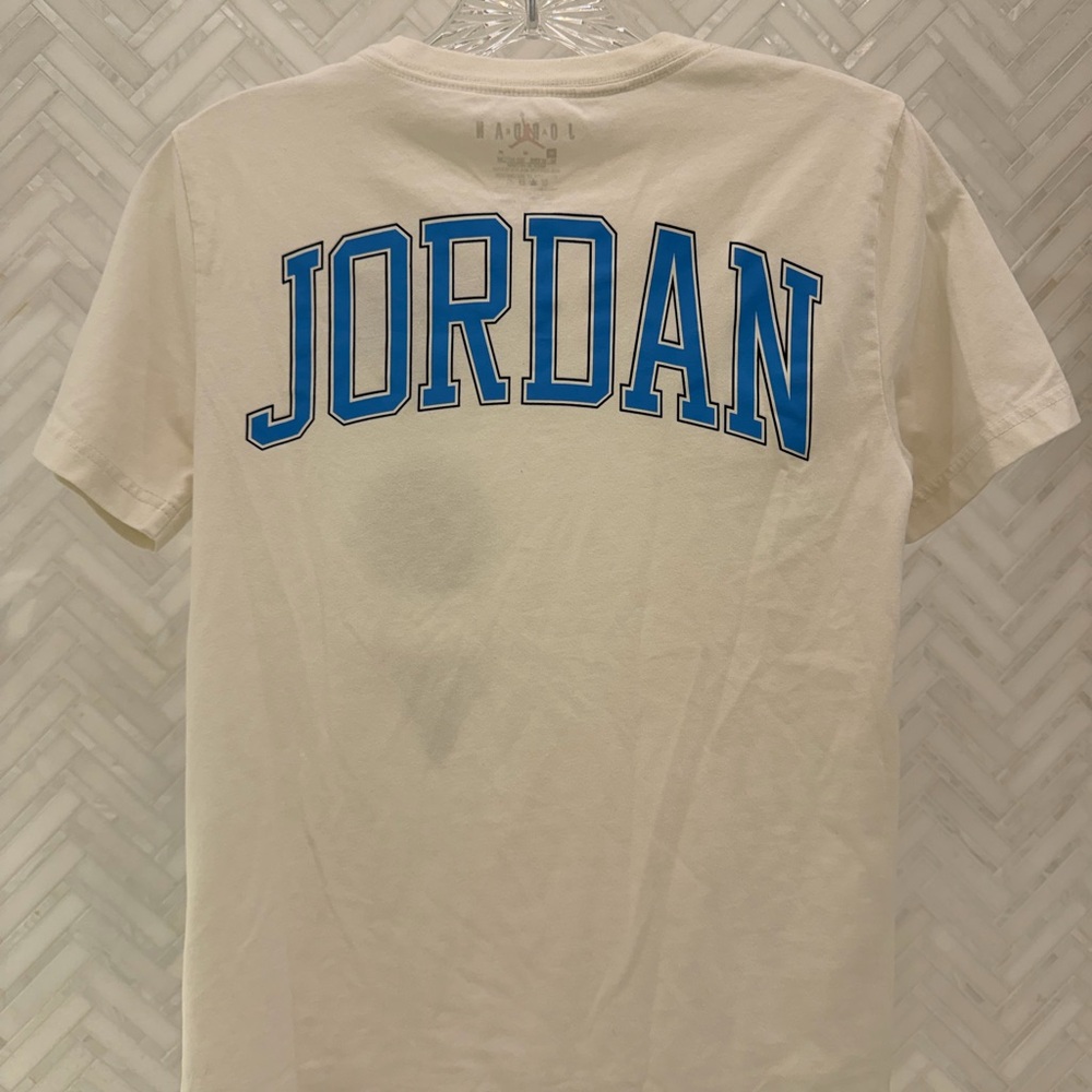 Jordan White Tee with Blue Geometric Graphics - Picture 2 of 3